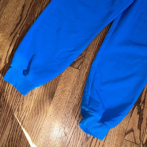 Figs Women's High Waisted Zamora Jogger Scrub Pants - Picture 5 of 8